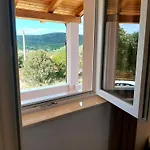 House Forest Дом отдыха *