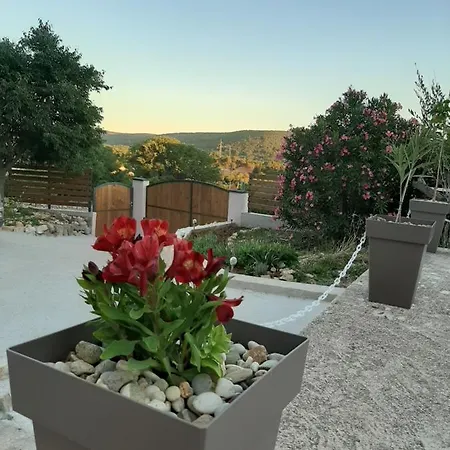 Сasa de vacaciones House Forest