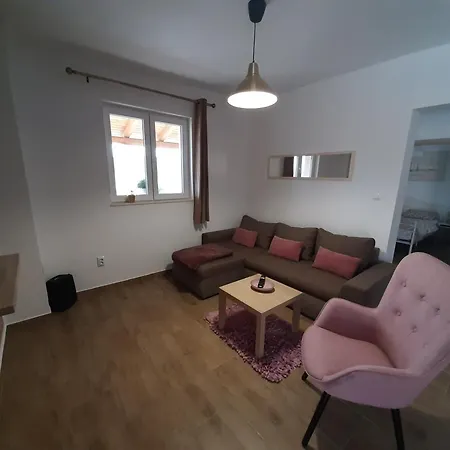 Сasa de vacaciones House Forest