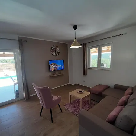 Сasa de vacaciones House Forest