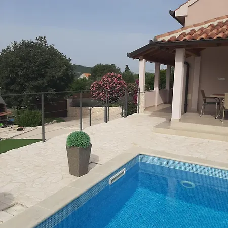 House Forest Сasa de vacaciones Šibenik