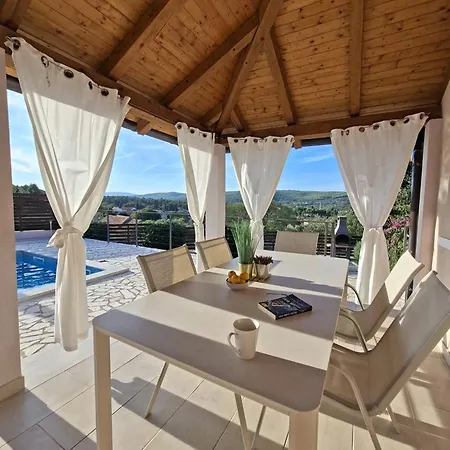 Nyaraló House Forest Šibenik