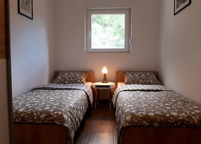 House Forest בית נופש *