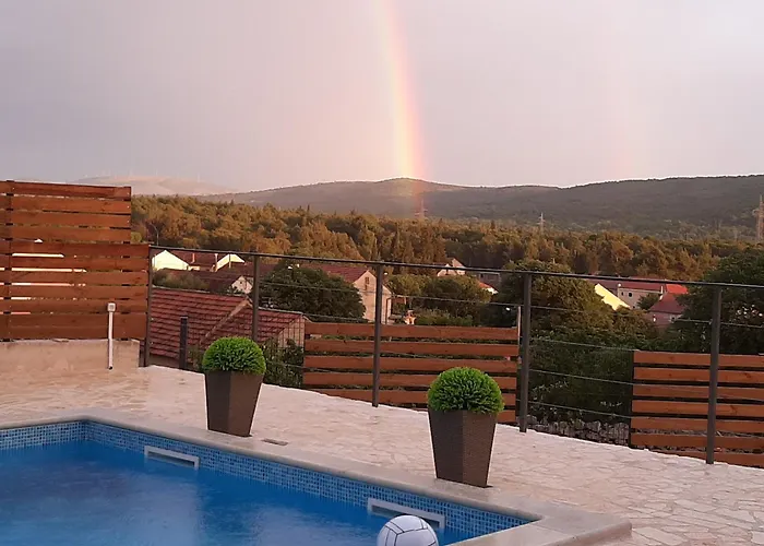 House Forest בית נופש