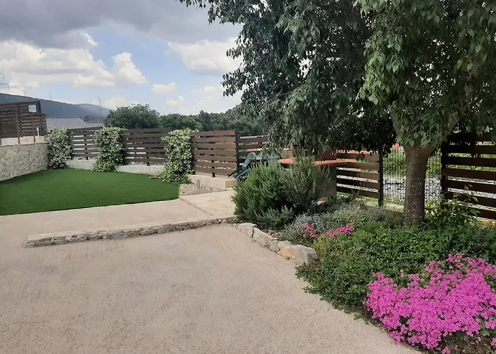 House Forest בית נופש שיבניק